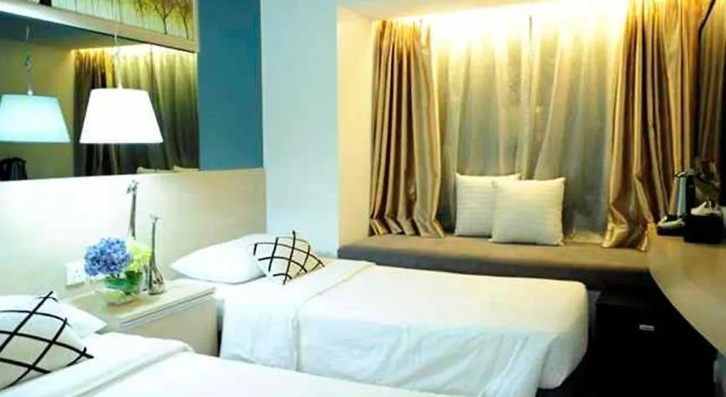M1 Hotel Hong Kong 3*,  China