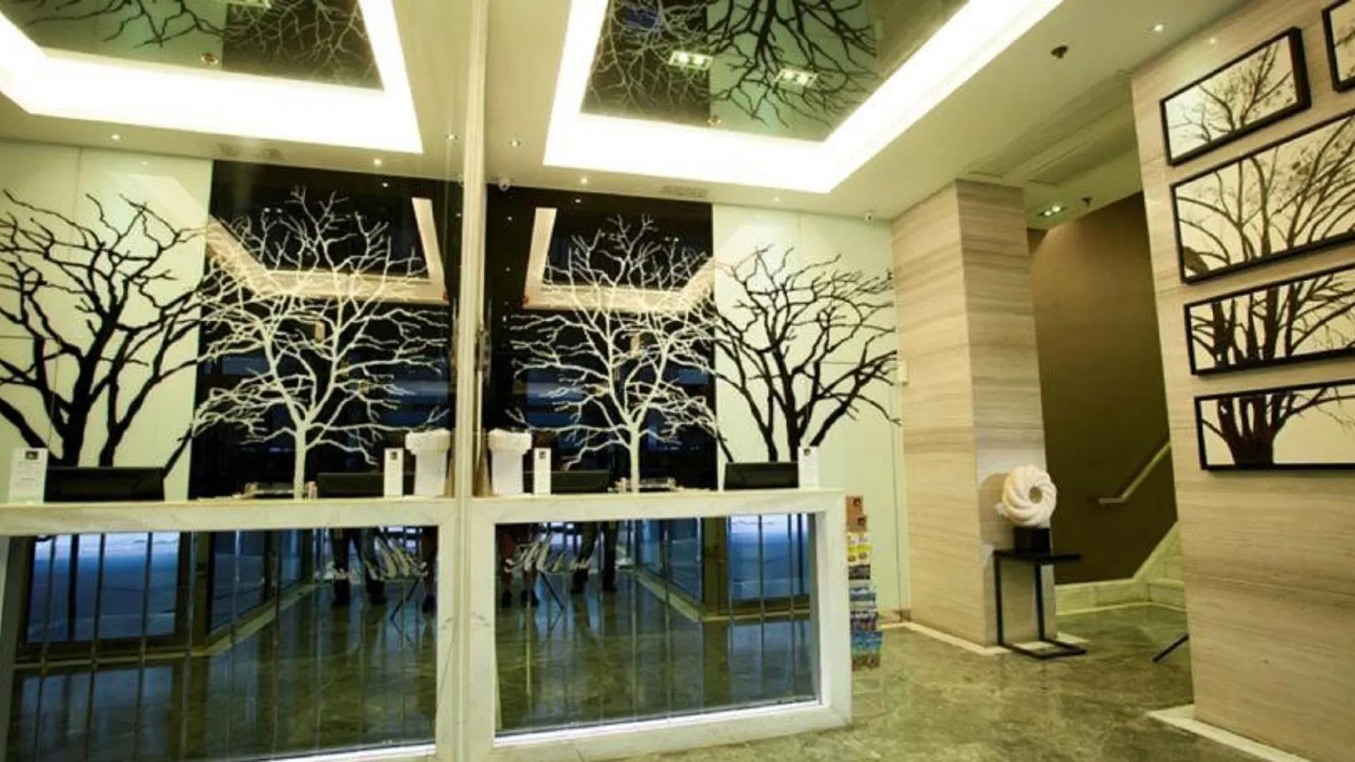 M1 Hotel Hong Kong