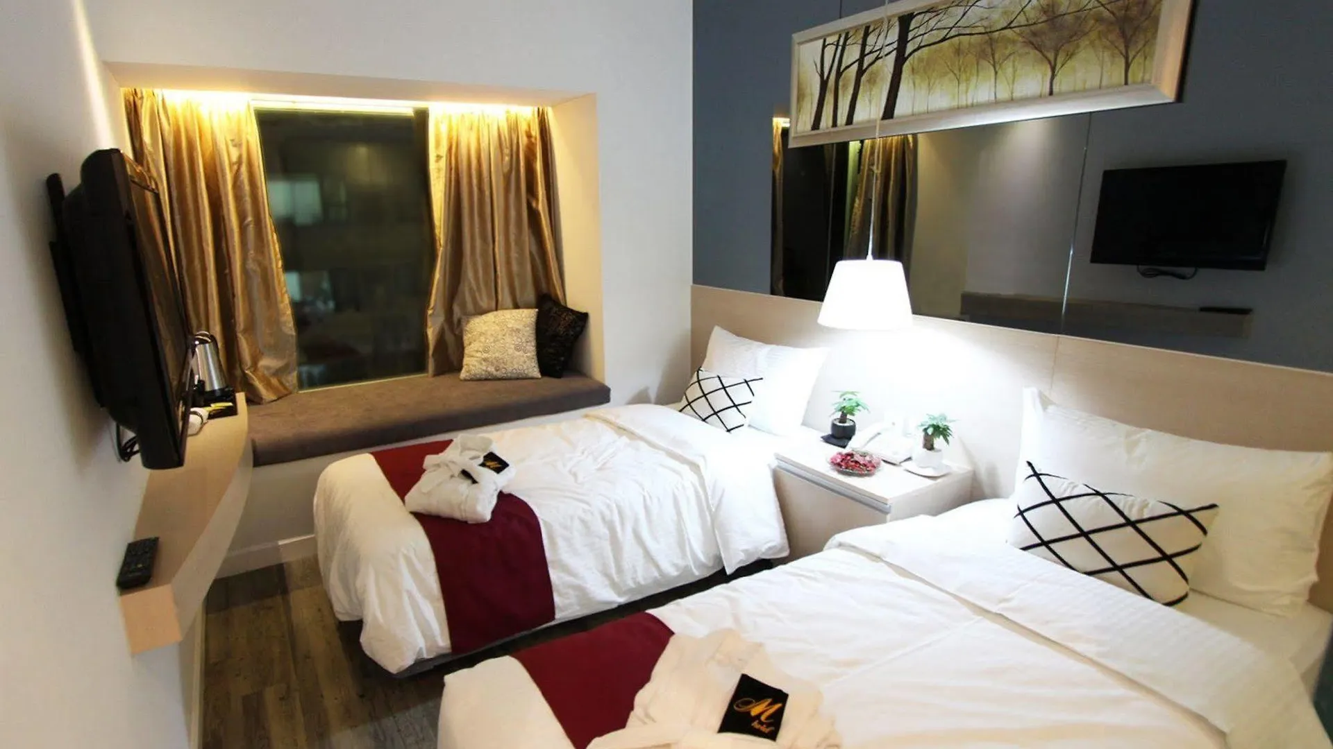 M1 Hotel Hong Kong 3*,