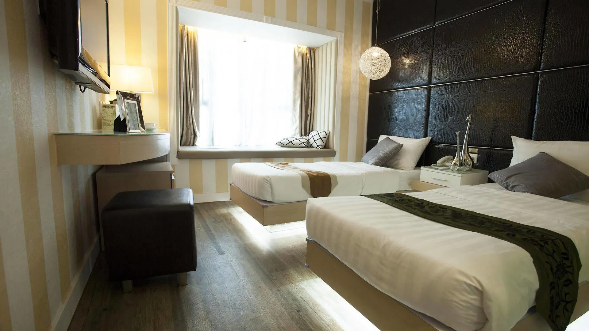 M1 Hotel Hong Kong 3*,  China
